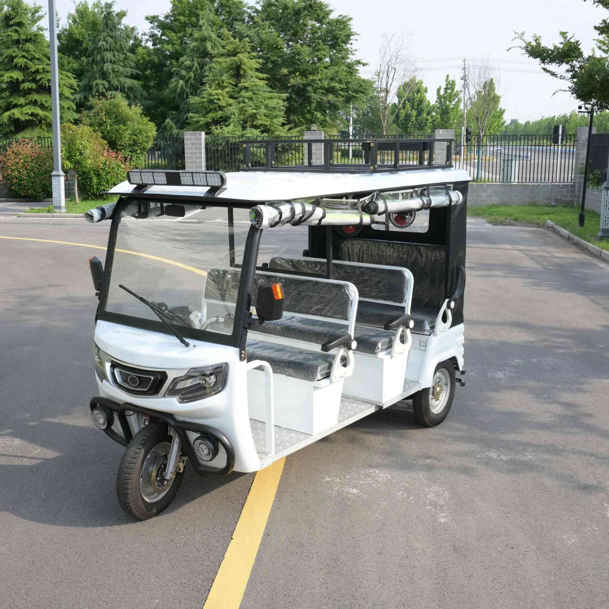 3 Wheeler Electric Tricycle Cargo 1200w 72v Adults Enclosed Cab Tuk Tuk Auto Rickshaw 9 Passengers