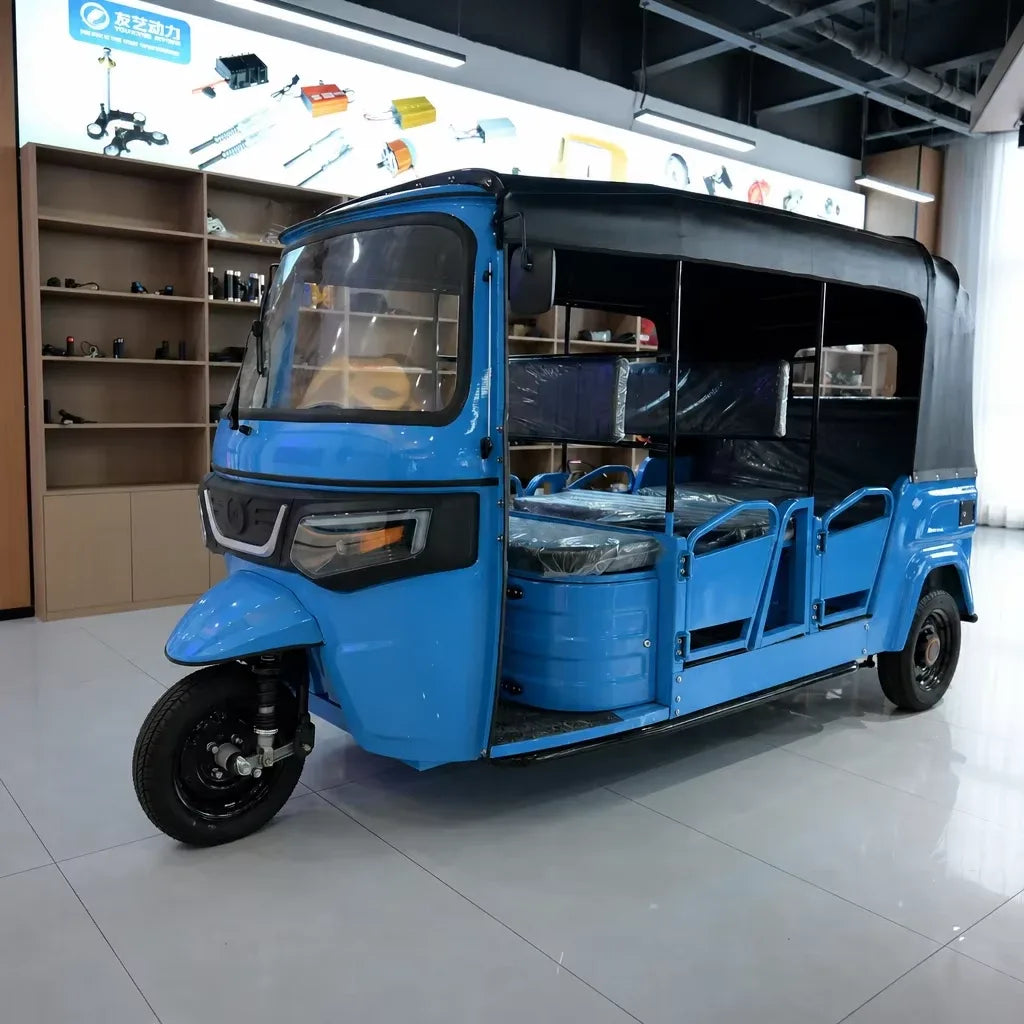 Electric Passenger Tuk Tuk For Hire Comfortable Passenger Seats 110km Range For Taxi Service Low Maintenance Eco Friendly
