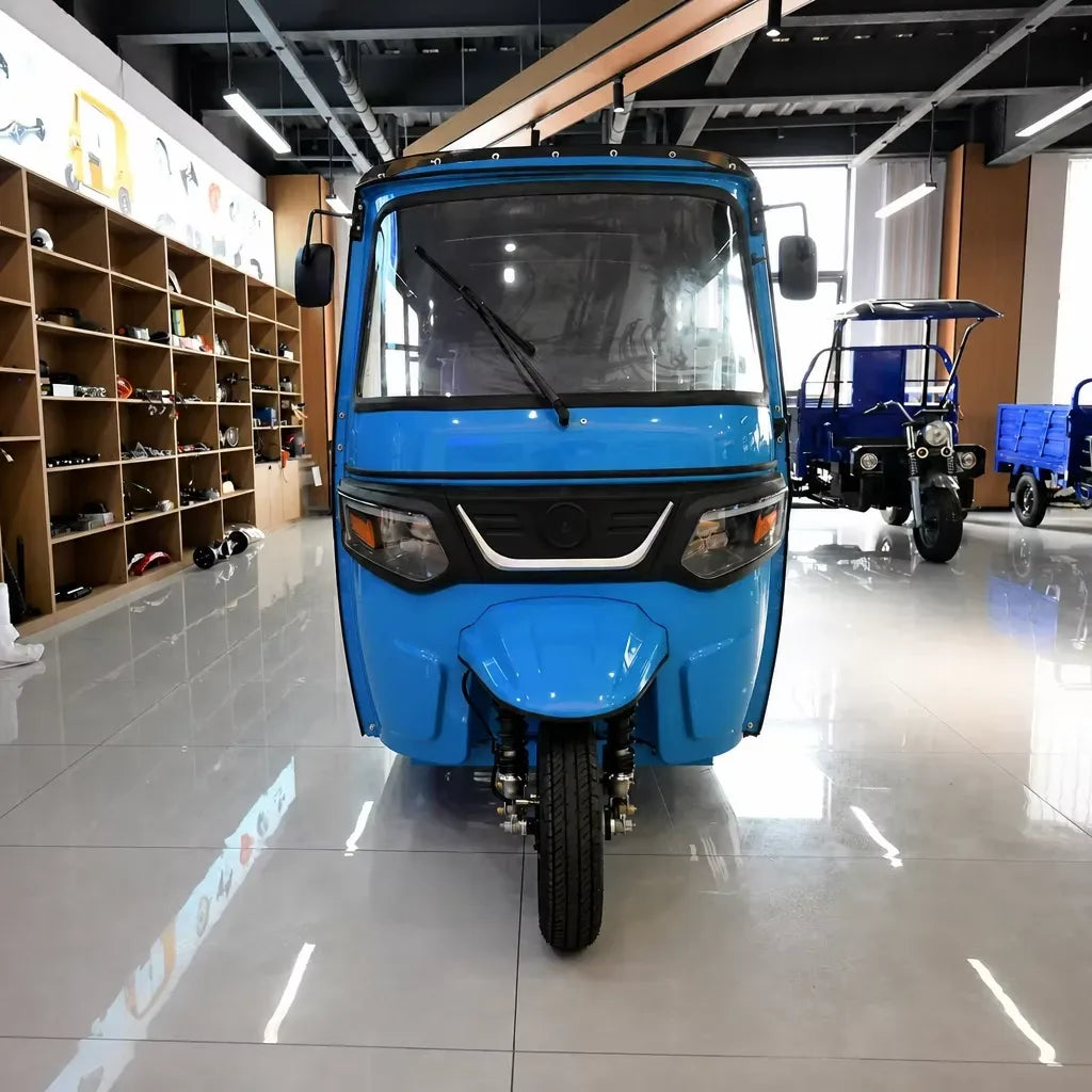 Electric Passenger Tuk Tuk For Hire Comfortable Passenger Seats 110km Range For Taxi Service Low Maintenance Eco Friendly